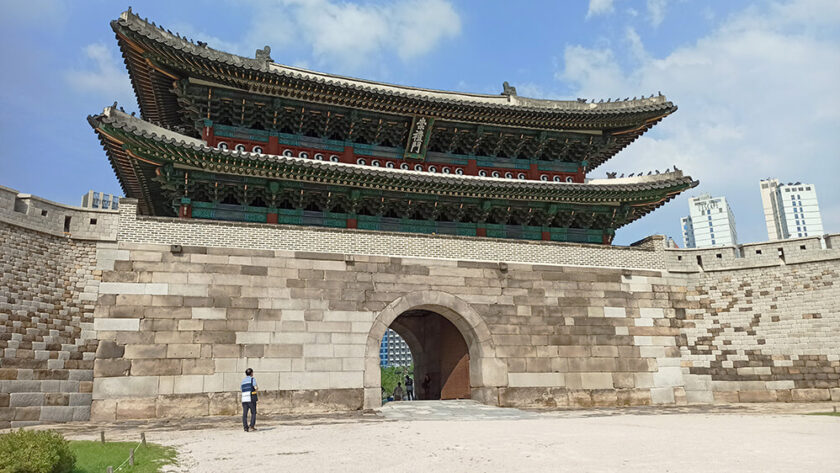 Puerta Sungnyemun (Namdaemun) en Seúl