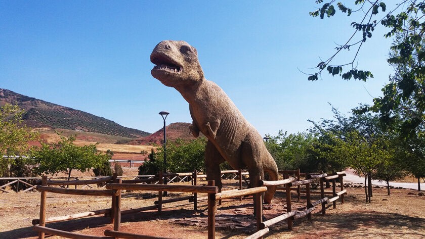 T-rex de las Huellas de Dinosaurios de Santisteban del Puerto