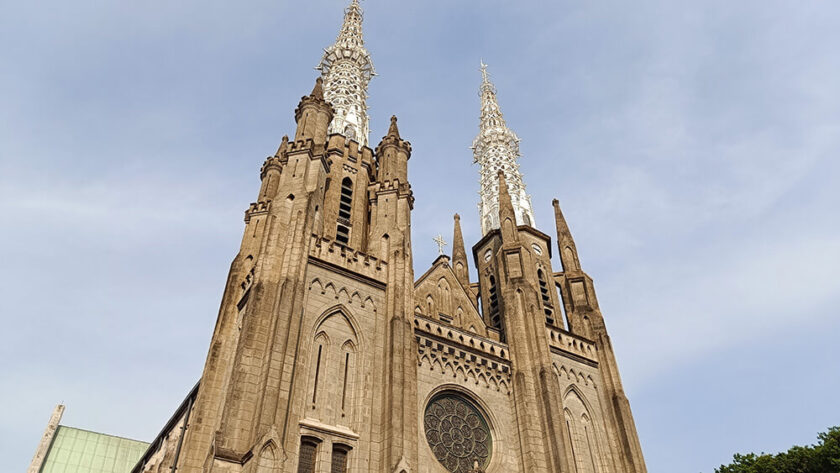 Catedral de Nuestra Señora de la Asunción de Yakarta