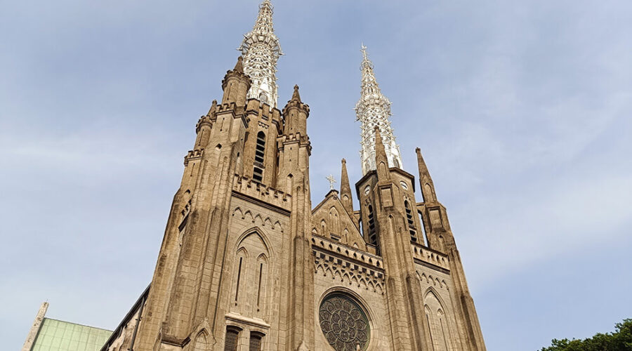 Catedral de Nuestra Señora de la Asunción de Yakarta