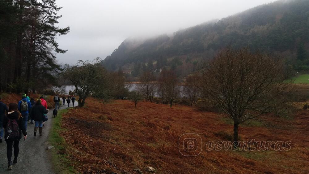 Lago inferior de Glendalough