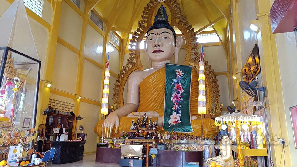 Templo Sakya Muni Buddha Gaya en Singapur