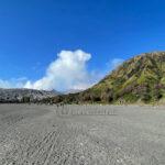 El Monte Bromo desde el mar de arena