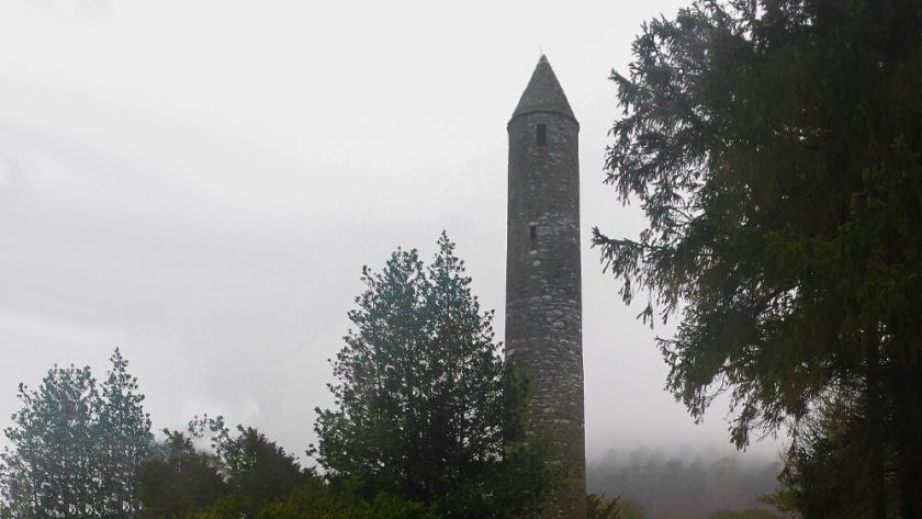 Torre redonda de Glendalough