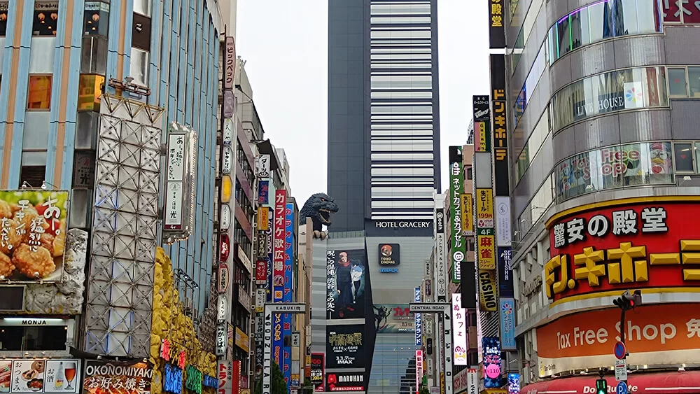 Godzilla de Kabukicho en Tokyo