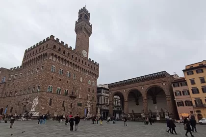 Palazzo Vecchio en la plaza de la Señoría de Florencia