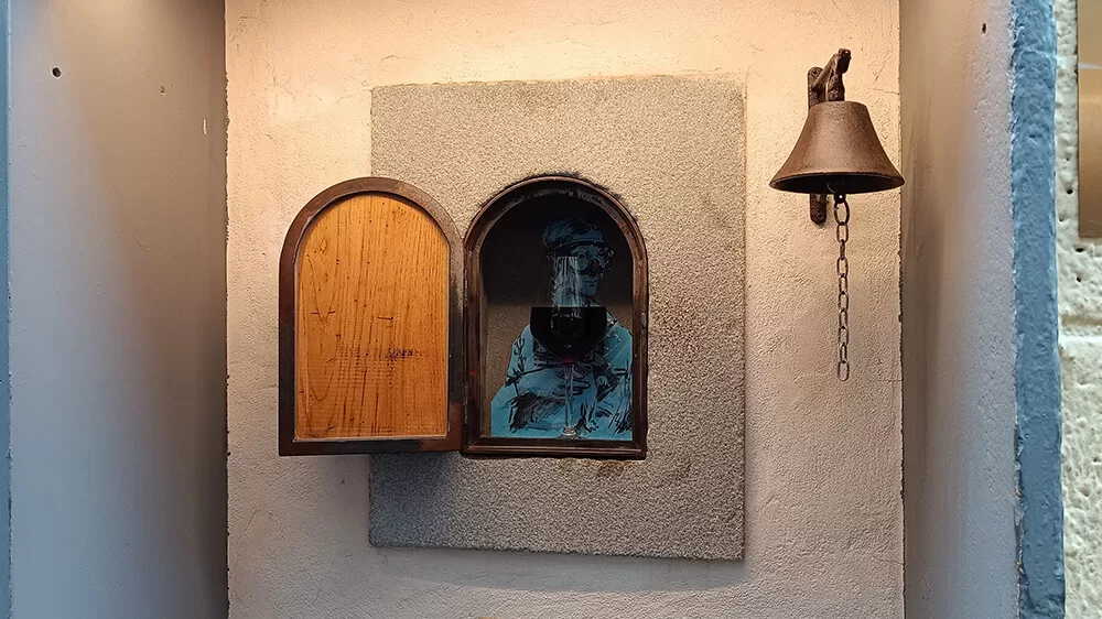 Ventana de vino en Florencia